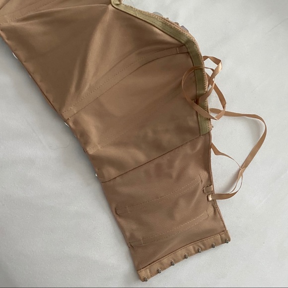 Marciano embellished crystal bustier xs NWT nude - Picture 12 of 15